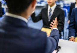 「あの人、わがままだよな」と周りから言われる人ほど、実は成果を出していることが少なくありません。やりたいことを明確に言葉にし、自ら意思決定を行い、結果として責任を果たしている人だからです。