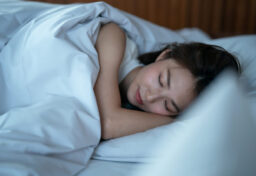 「風邪をひくな」と言うつもりはありません。大切なのは、体調を崩してしまったときに最短で回復できるように備えておくことです。危険の兆しを感じたら早めに対応し、普段から体を鍛えておく。この積み重ねこそが、結果として万全のコンディションを保つことにつながります。