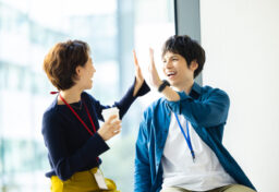 大きな夢や目標を持ち、常に前に進むことは大切です。けれども、50メートル走の感覚でフルマラソンに挑んでしまえば、途中で力尽きてしまいます。