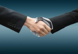 最近、「AIエージェント」という言葉を耳にする機会が増えてきました。 AIといえば、これまでは「質問すると答えてくれるもの」というイメージが強かったと思います。たとえば、文章を考えてくれたり、調べものを手伝ってくれたり、アイデアを出してくれたり。そうした使い方も十分便利ですが、AIエージェントはそこからもう一歩進んだ存在です。