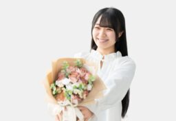 自分を磨くことは、実は仕事にも大きく役立ちます。 なぜなら仕事も、最終的には人と人との関係で動いているからです。