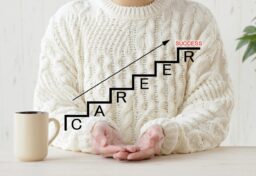 長い計画を持つことは、未来の自分から今の自分を見ることなのだと思います。今すぐ結果が出なくても、目指す方向を見失わず、考え、工夫し、努力を続けていく。その姿勢が、仕事にも人生にも大きな差をつくっていくのだと思います。