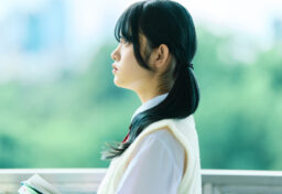 自分には何が向いているのか。 どんな仕事なら力を発揮できるのか。 このまま今の仕事を続けていていいのか。 もっと自分らしい働き方があるのではないか。 そう考えることは、決して悪いことではありません。 ただ、「自分にぴったりの何か」を頭の中だけで探し続けていても、なかなか答えは見つからないものです。