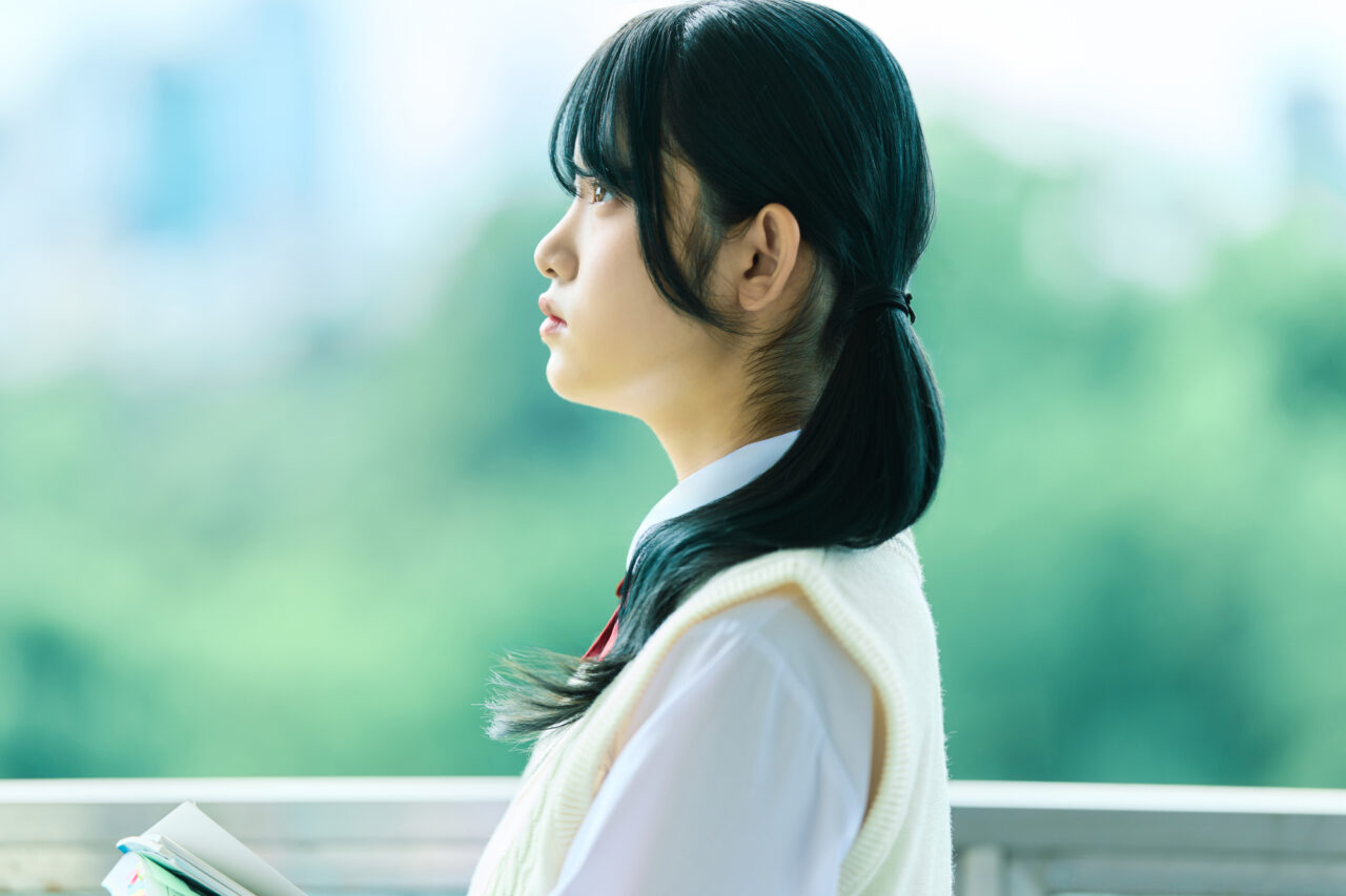 自分には何が向いているのか。
どんな仕事なら力を発揮できるのか。
このまま今の仕事を続けていていいのか。
もっと自分らしい働き方があるのではないか。

そう考えることは、決して悪いことではありません。

ただ、「自分にぴったりの何か」を頭の中だけで探し続けていても、なかなか答えは見つからないものです。